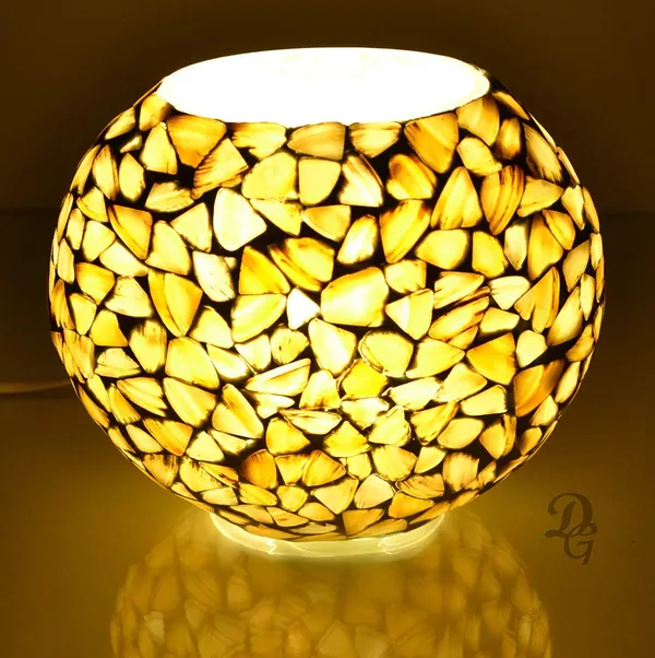 Yellow_Handicraft_Table_Lamp_For_Home_Decoration