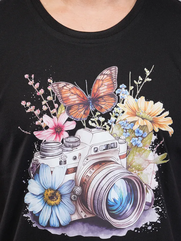 Black_Oversized_Printed_T-Shirt_For_Unisex