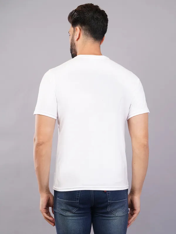 White_Oversized_Printed_T-Shirt_For_Unisex