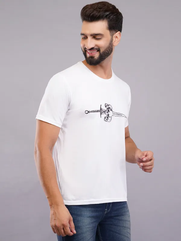 White_Oversized_Skull_Sword_Printed_T-Shirt_For_Unisex