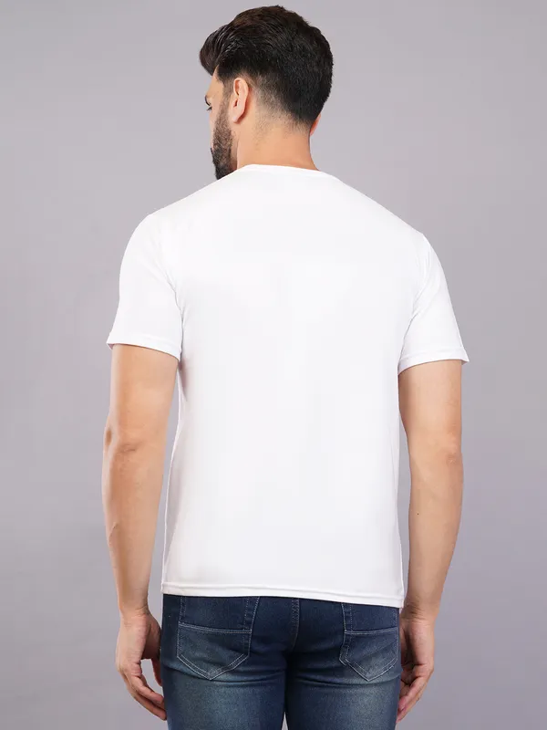 White_Oversized_Skull_Sword_Printed_T-Shirt_For_Unisex