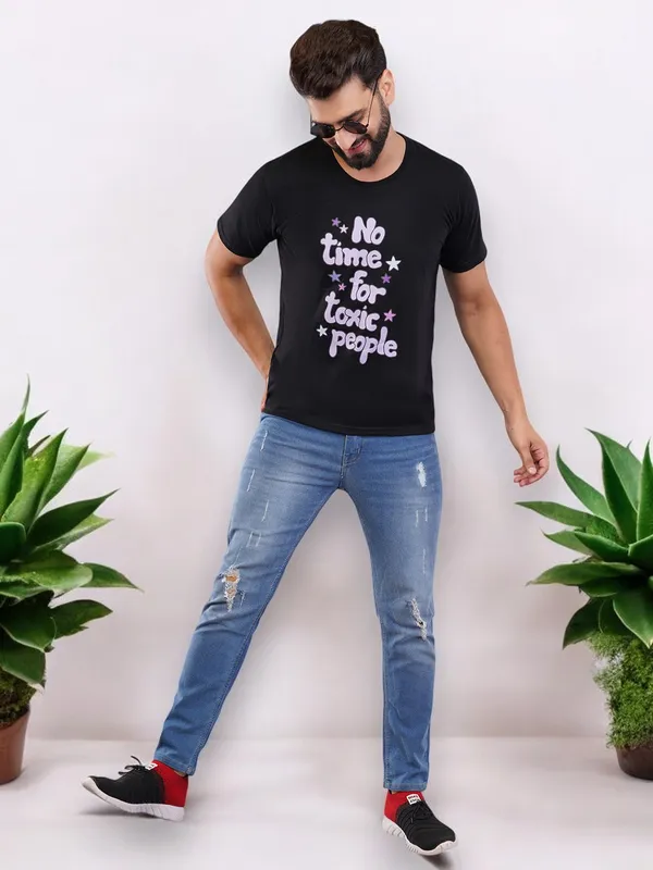 Black_Oversized_Printed_T-Shirt_For_Unisex