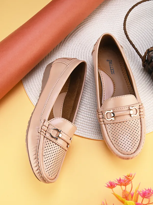 Peach_Faux_Leather_Eva_Sole_Loafers_For_Women