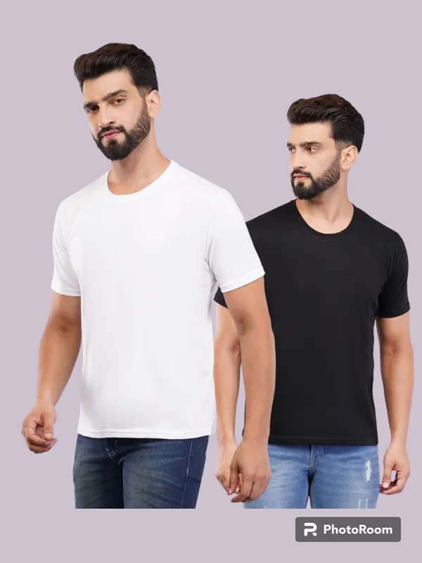 Pack_of_2_Black_&_White_Oversized_Printed_T-Shirt_For_Unisex