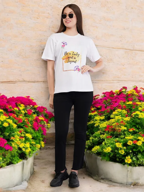 White_Oversized_Printed_T-Shirt_For_Women
