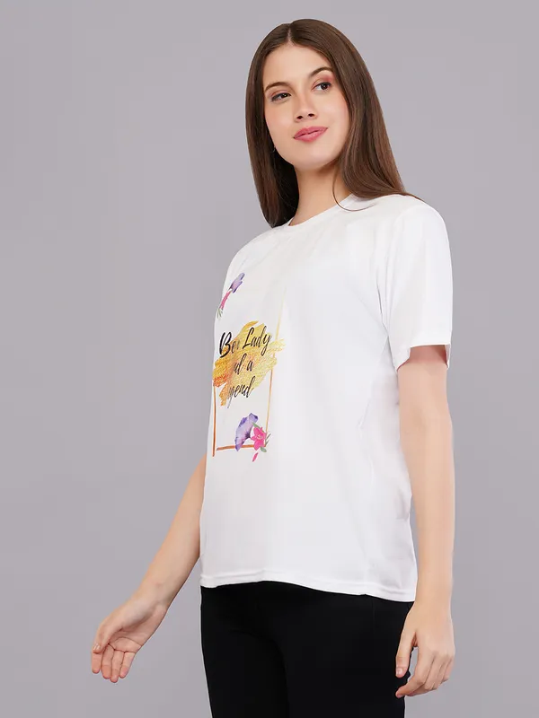 White_Oversized_Printed_T-Shirt_For_Women