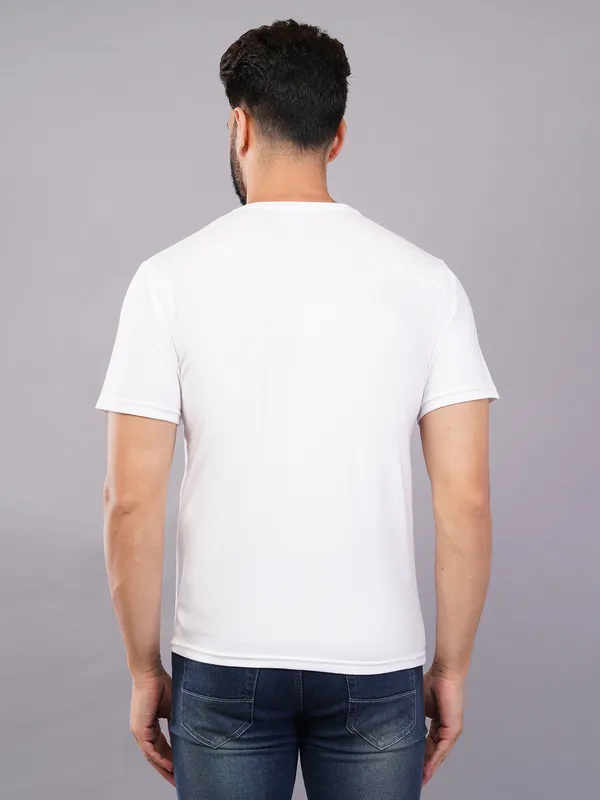 White_Oversized_Printed_T-Shirt_For_Unisex