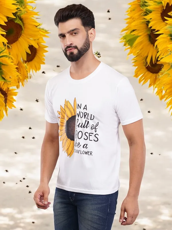White_Oversized_Printed_T-Shirt_For_Unisex