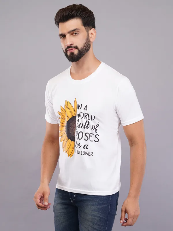 White_Oversized_Printed_T-Shirt_For_Unisex