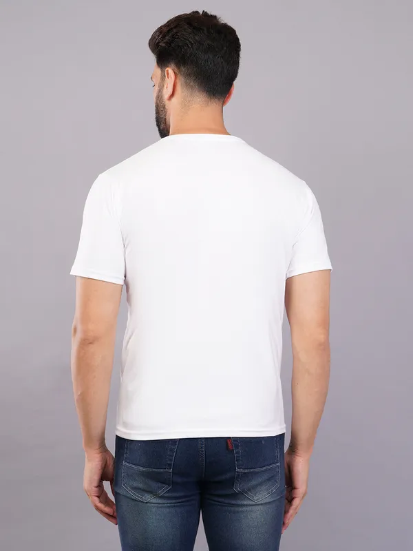 White_Oversized_Printed_T-Shirt_For_Unisex