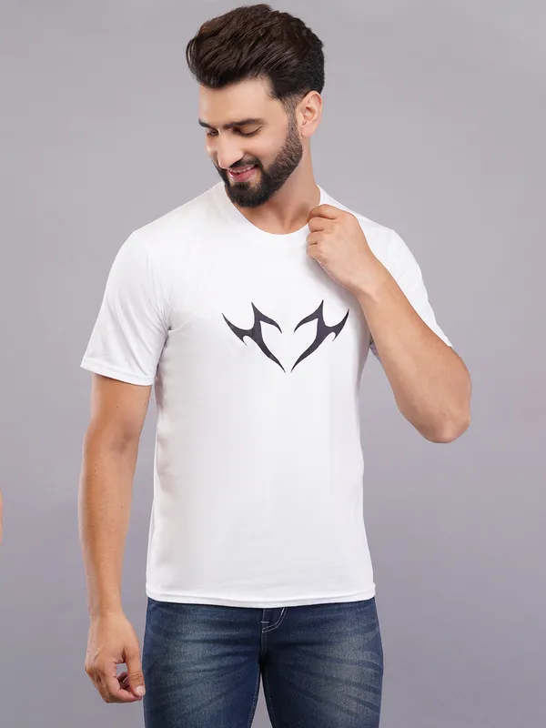 White_Oversized_Printed_T-Shirt_For_Unisex