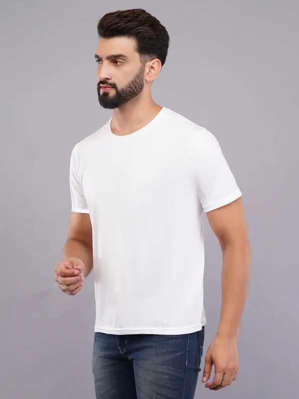 White_Oversized_Printed_T-Shirt_For_Unisex