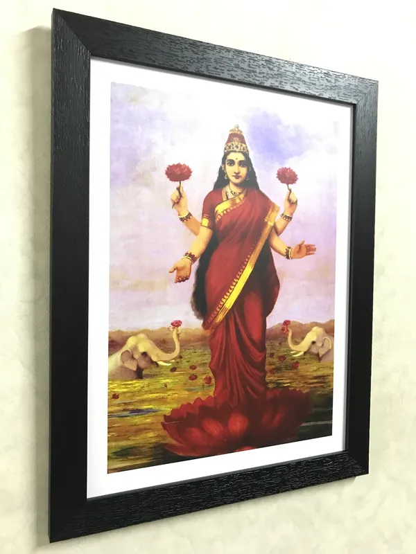 Saraswati_and_Lakshmi,_Raja_Ravi_Varma_Paintings,_Set_of_2,_Framed,_Multicolor