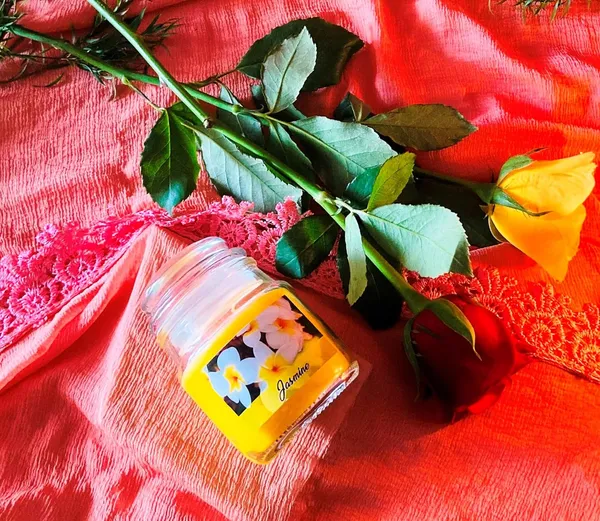 Wax_Scented_Candles_(25_Hours)_Smoke-Free,_Jasmine_Fragrance_Candles_for_Home_&_Gift_Sets