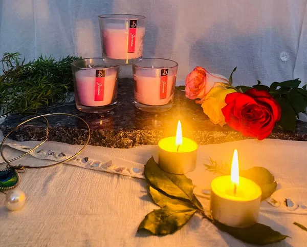 Pack_of_3_Votive_Glass_Candles,_Pack_of_3_(Scented_-_Jasmine)_for_Home_Décoration_&_Fragrance.