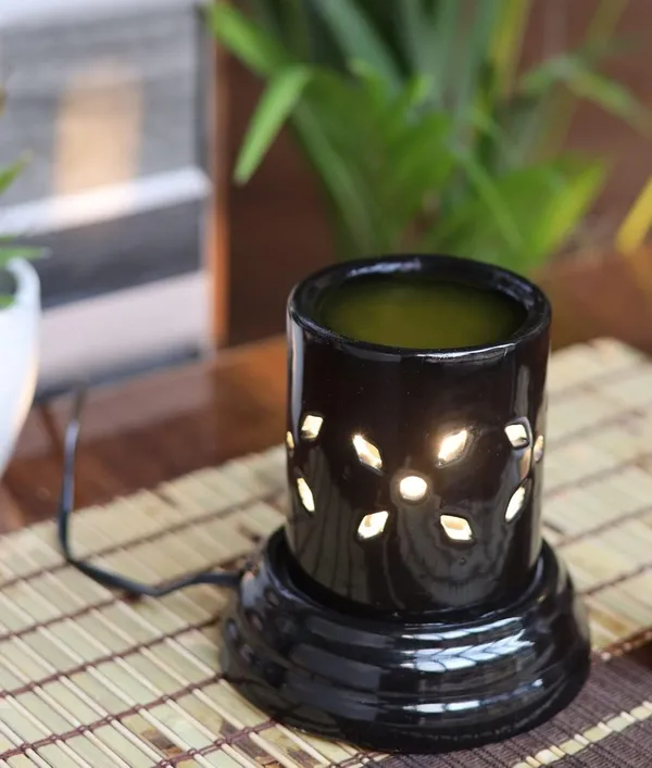 Ceramic_Electric_Essential_Oil_Aroma_Diffuser_Burner_for_Fragrance,_Round_(4.5_inch,_Black)