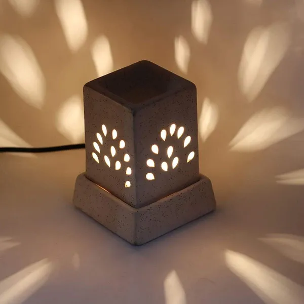 Ceramic_Electric_Aroma_Burner_Oil_Diffuser_Lamp_with_10_ml_Lavender_Aroma_Oil_(Square,_White,_Small)