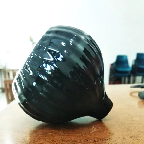 Ceramic_Flower_Vase/Pot,_Black,_1_Piece_for_Living_Room,_Home_Décor_(Garlic_Type)
