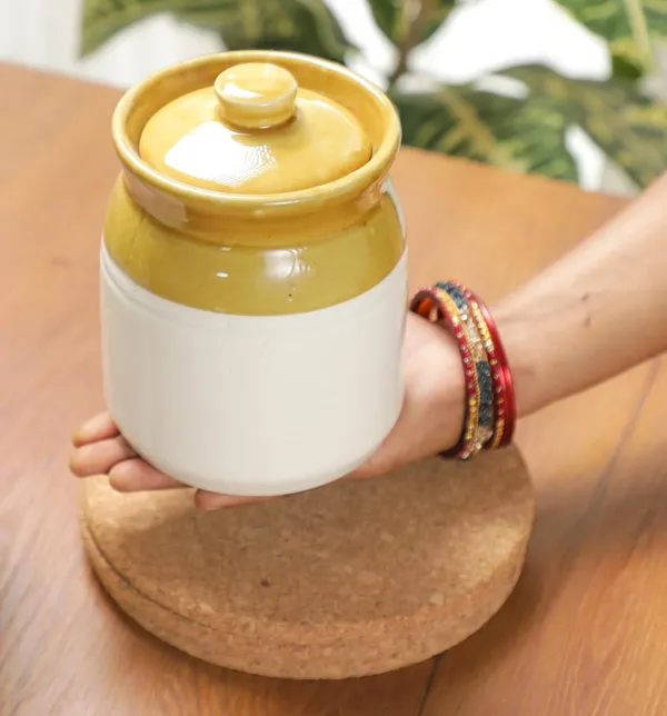 Ceramic_Pickle_Jar_-_500_Gm,_1_Piece_For_Kitchen_Storage_Container_I_Achar_Barni,_Dining_Table_-_500_Ml,_Brown