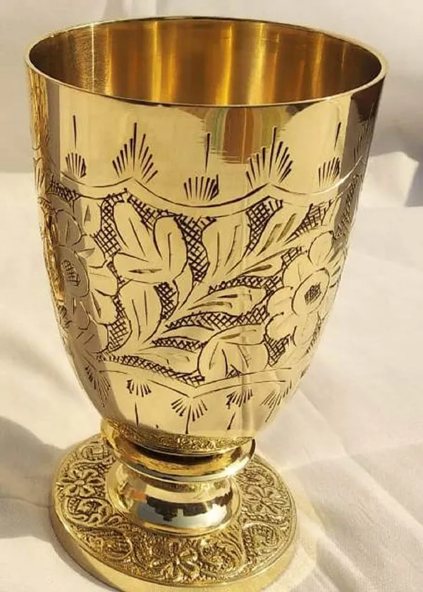 Pure_Brass_Glass_Tumbler_Volume-300_ML,_Set_of_1_with_Embossed_Design_for_Drinking_Serving_Water,_Yoga_&_Ayurveda