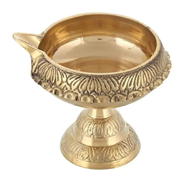 Brass_Kuber_Diyas_Oil_Lamps_on_Stand_(Set_of_1)_for_Puja_Room,_Home_Decor_and_Diwali_Festival