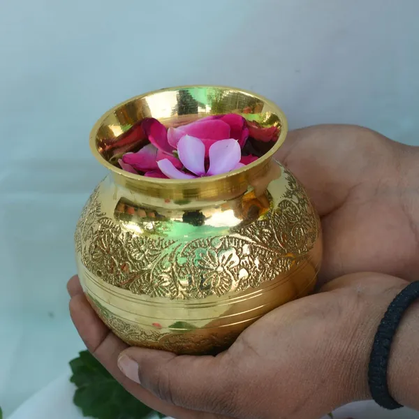 Brass_Lota_for_Puja_|_Brass_Kalash_for_Pooja_(Embossed,_200_ml,_1_Piece)