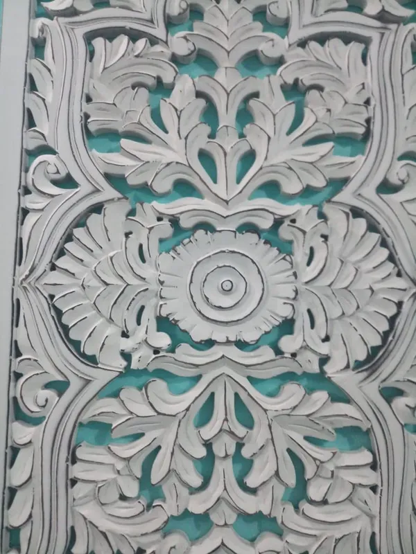 White_Floral_Wall_Decoration_Panel_(18_X_36_Cm)