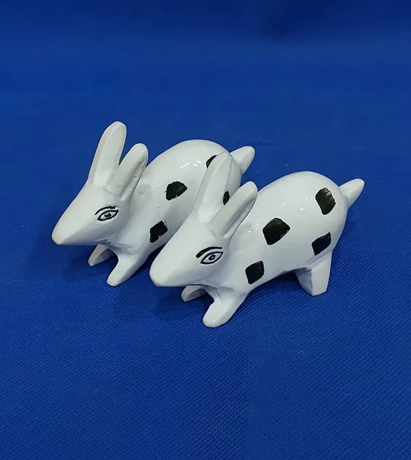 284_-_BRASS_WHITE_RABBIT_PAIR