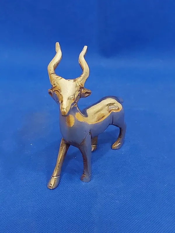 286_-_BRASS_DEER_STATUE