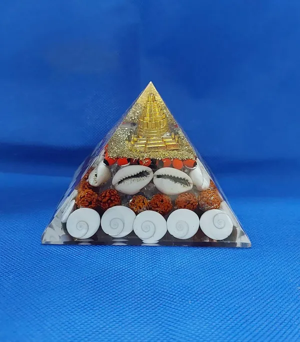 240_-_LAXMI_PYRAMID