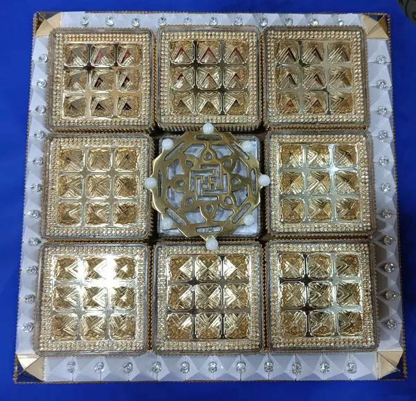 PYRA_GOLDEN_SUPER_POWER__PLATE