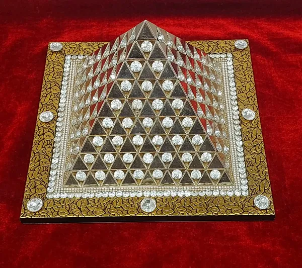 PYRA_MULTIPLIER_GOLDEN