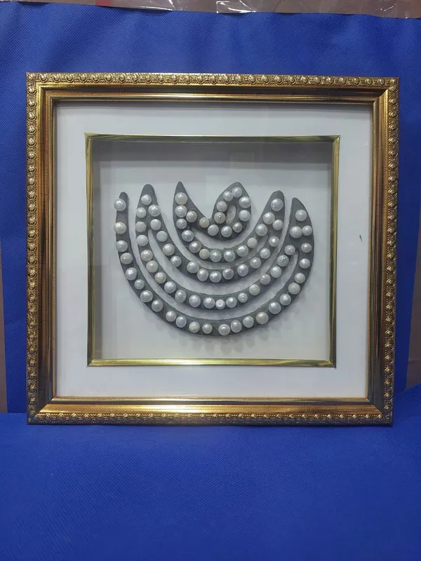 NORTH_EAST_HELIX_WITH_MOTI_FRAME