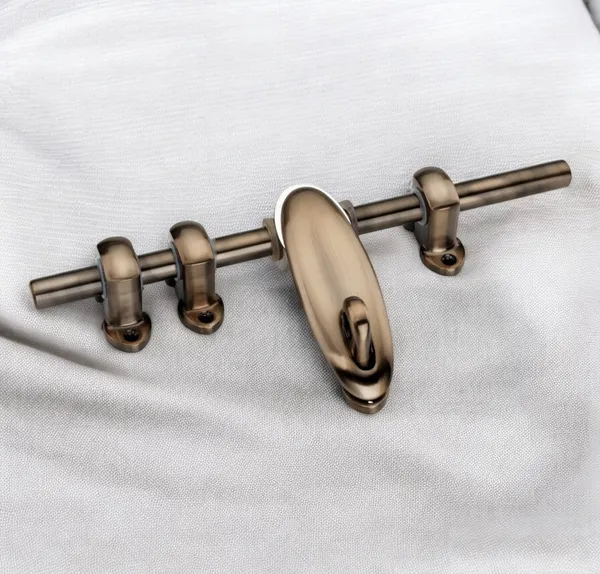 Antique_Finish_King_Aldrop_(3+1)_For_Door