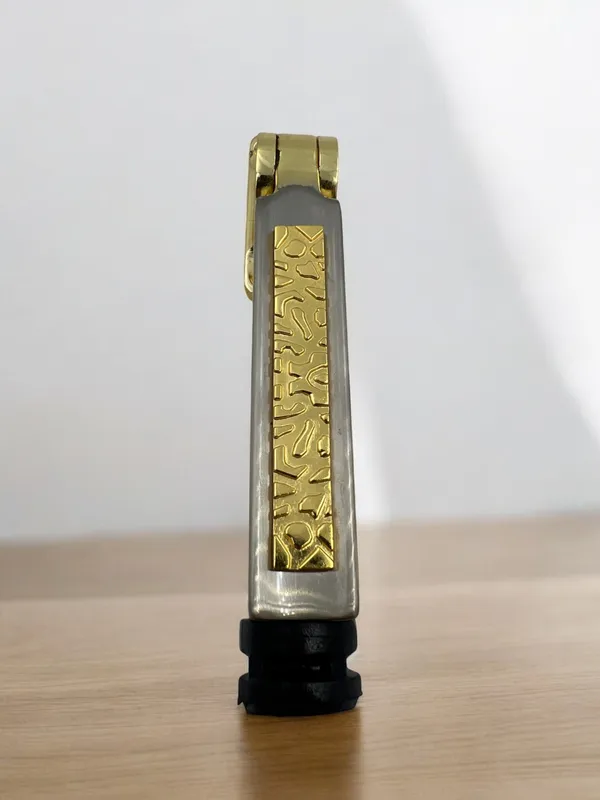 Gold_Finish_Tiger_Door_Stopper