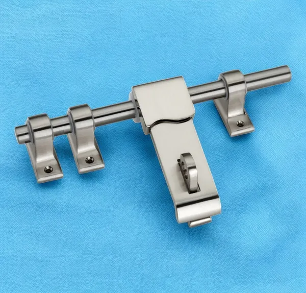 Silver_Satin_Finish_Wave_Aldrop_(3+1)_For_Door