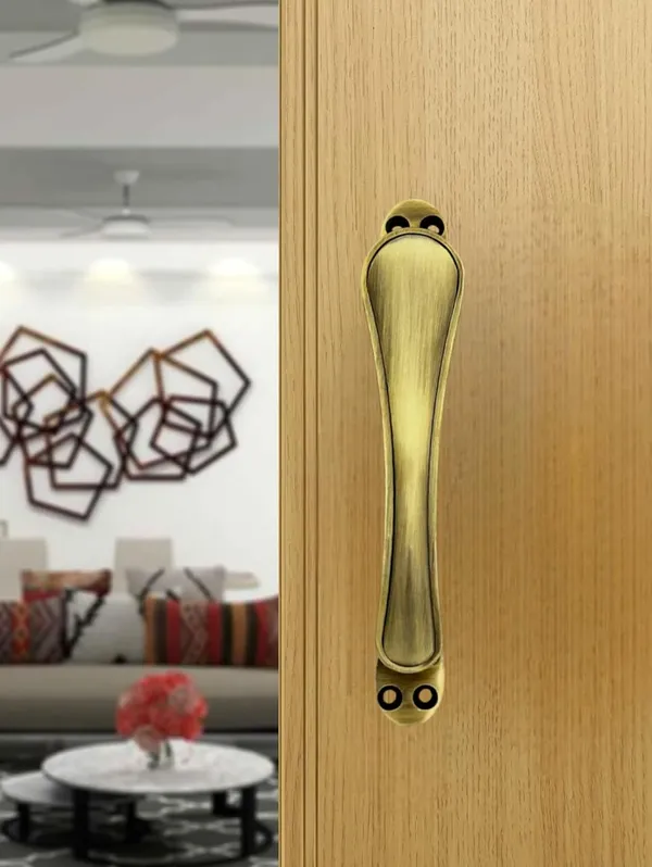 Fly_Handle_in_Antique_Finish