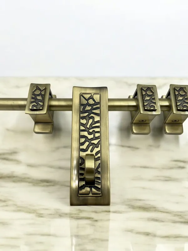 Black_Finish_Tiger_Aldrop_(3+1)_For_Door