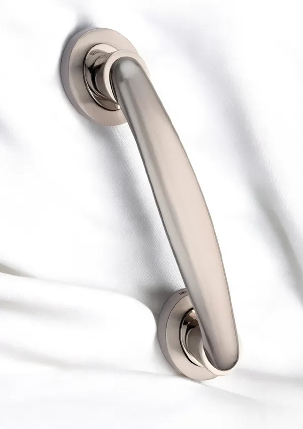Silver_Satin_Finish_King_Conceal_Handle_Finish_For_Door