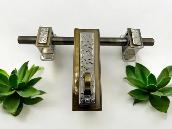 Antique_Finish_Tiger_Aldrop_For_Door
