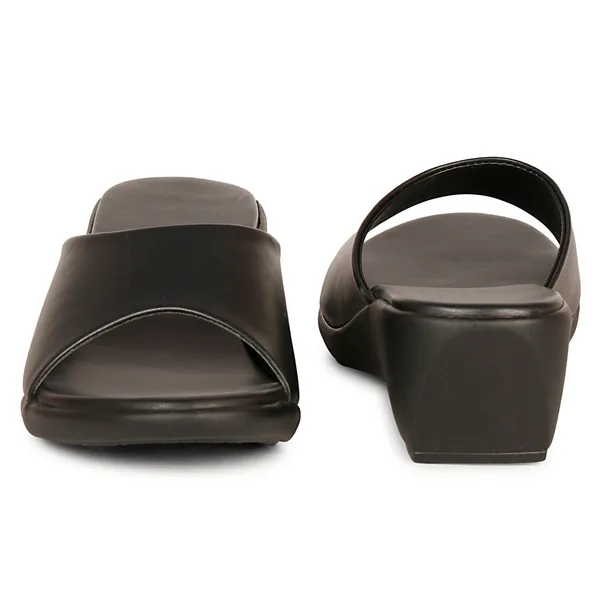 Black_Wedge_Slippers_For_Women_|_Premium_And_Durable_Slippers_For_Everyday_Use