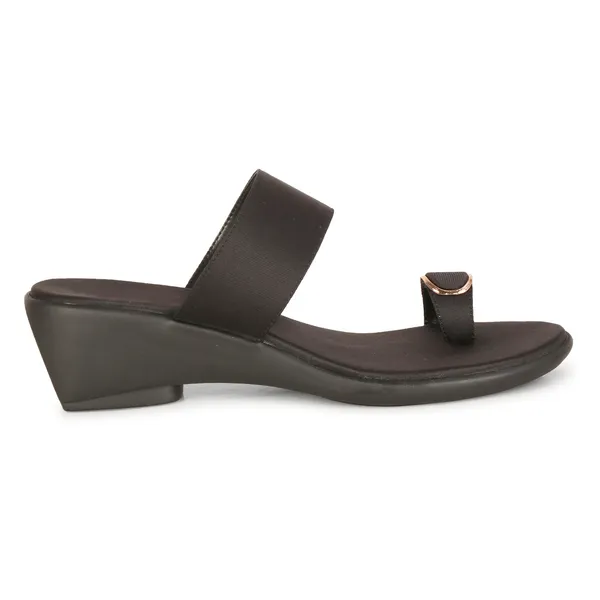 Black_Wedge_Slippers_For_Women_|_Premium_And_Durable_Slippers_For_Everyday_Use