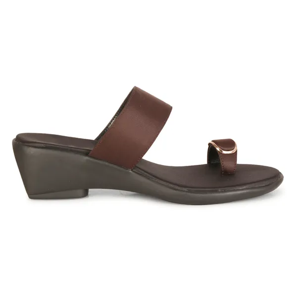 Brown_Toe-Tally_Wedge_Slippers_For_Women