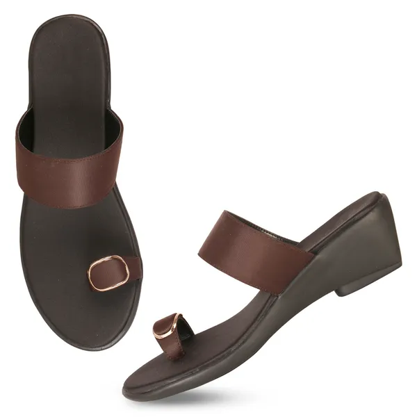 Brown_Toe-Tally_Wedge_Slippers_For_Women