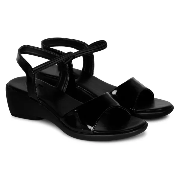 Black_Ankle-Strap_Wedge_Sandals_For_Women