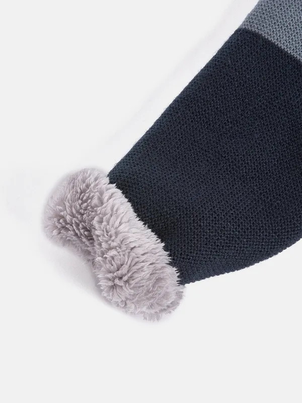 Grey_Full_Sleeve_Cotton_Fur_Lined_Sweater_For_Boys