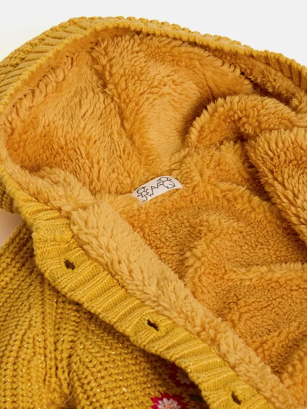 Yellow_Full_Sleeve_Cotton_Fur_Lined_Sweater_For_Girls