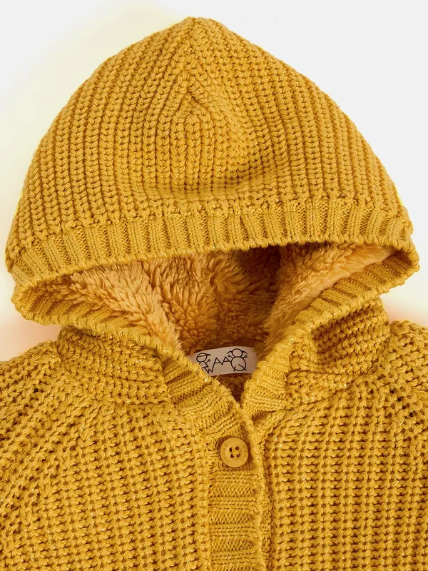 Yellow_Full_Sleeve_Cotton_Fur_Lined_Sweater_For_Girls