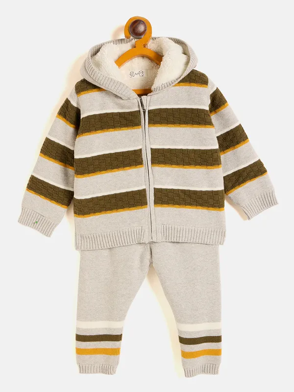 2-Piece_Grey_Full_Sleeve_Cotton_Faux_Fur_Winter_Set_For_Unisex_Kids