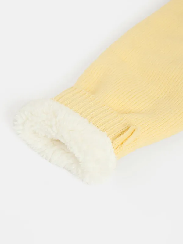 2-Piece_Yellow_Full_Sleeve_Cotton_Faux_Fur_Winter_Set_For_Girls